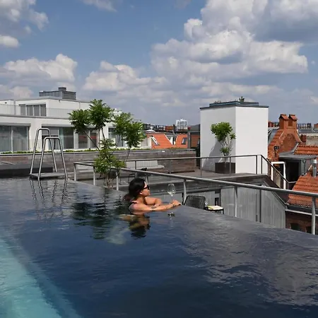ホテル Wilmina 4*